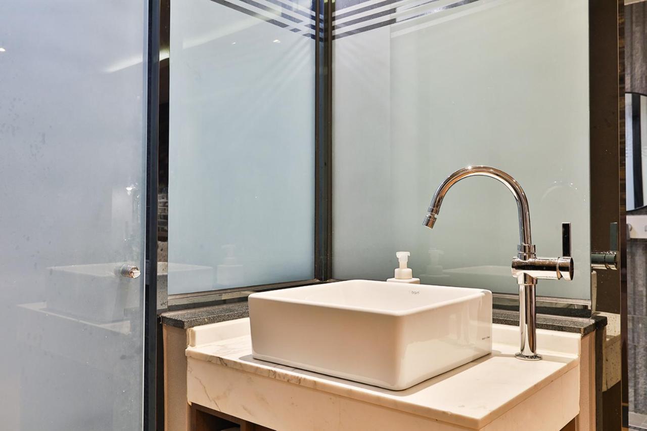 Brown Dot Hotel Jeonggwan Busan Buitenkant foto