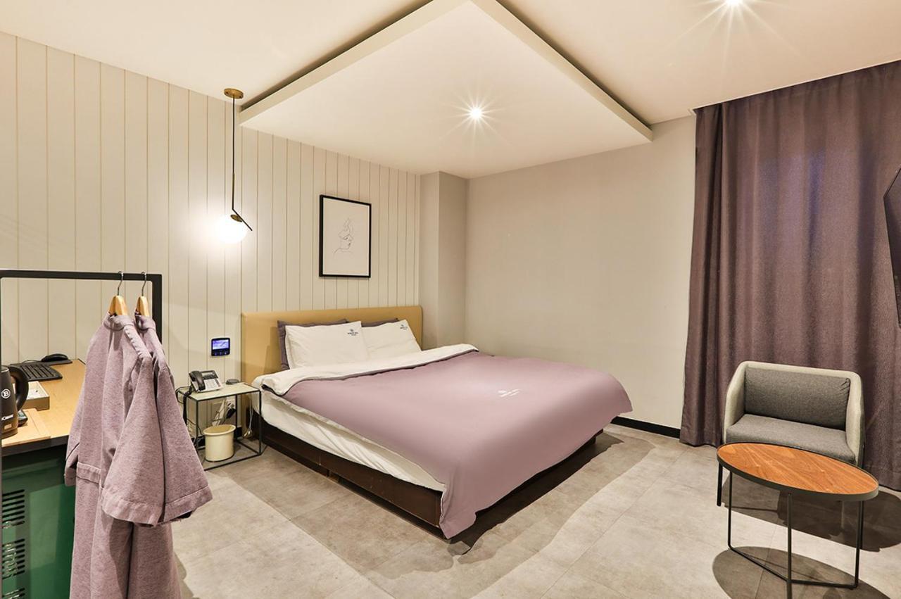 Brown Dot Hotel Jeonggwan Busan Buitenkant foto