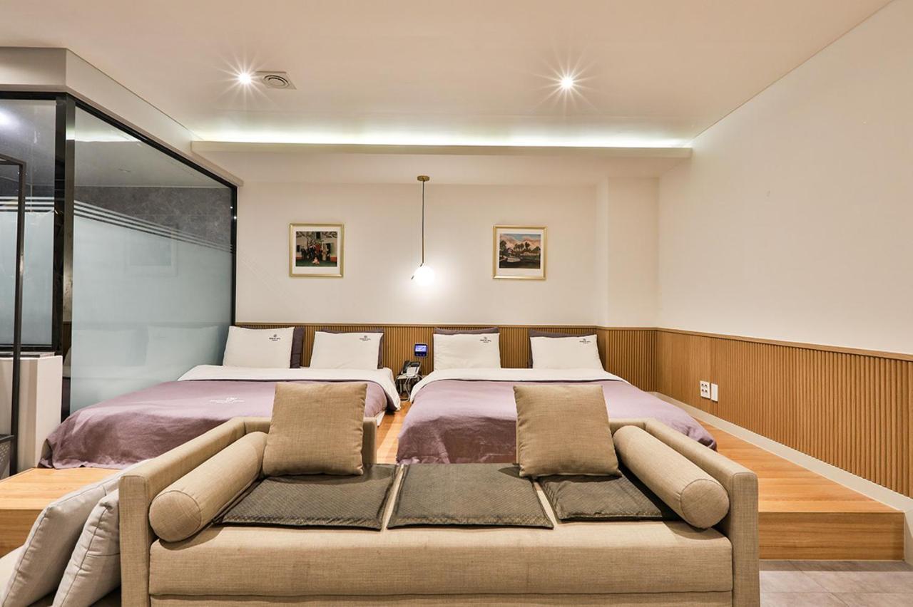 Brown Dot Hotel Jeonggwan Busan Buitenkant foto