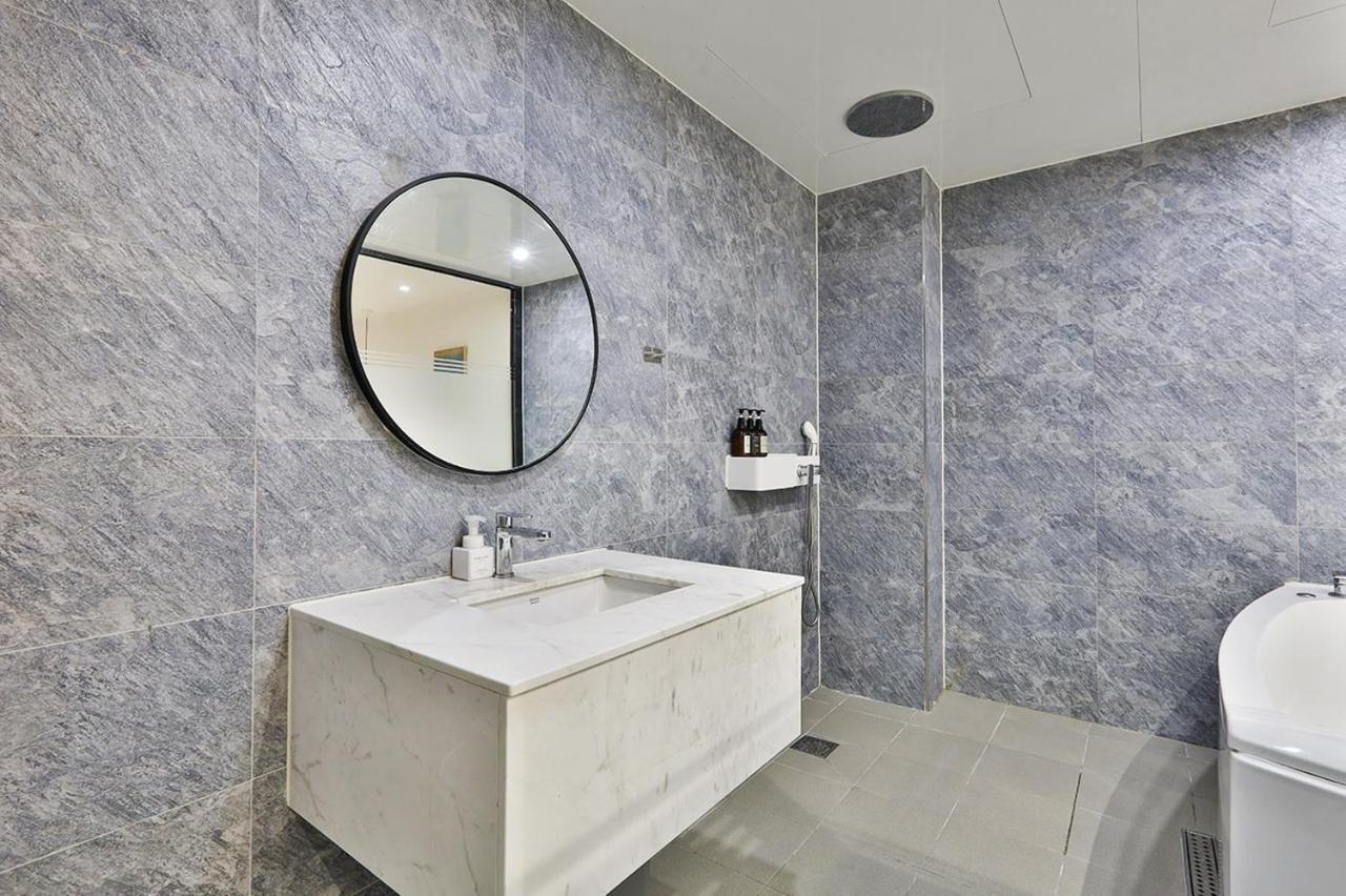 Brown Dot Hotel Jeonggwan Busan Buitenkant foto