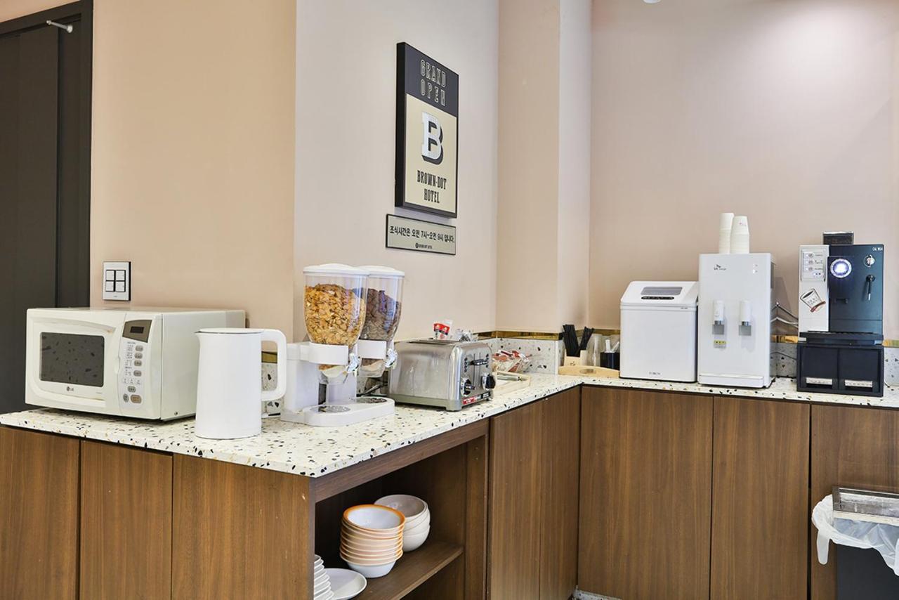 Brown Dot Hotel Jeonggwan Busan Buitenkant foto